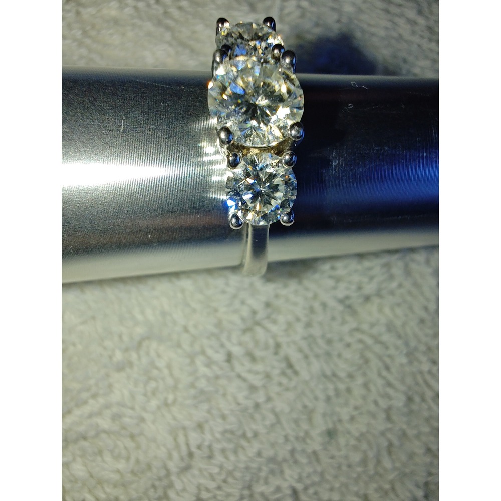 Ring GRA Certified 2.0ct Moissanite Three Stone D Color Silver Tone Size 9